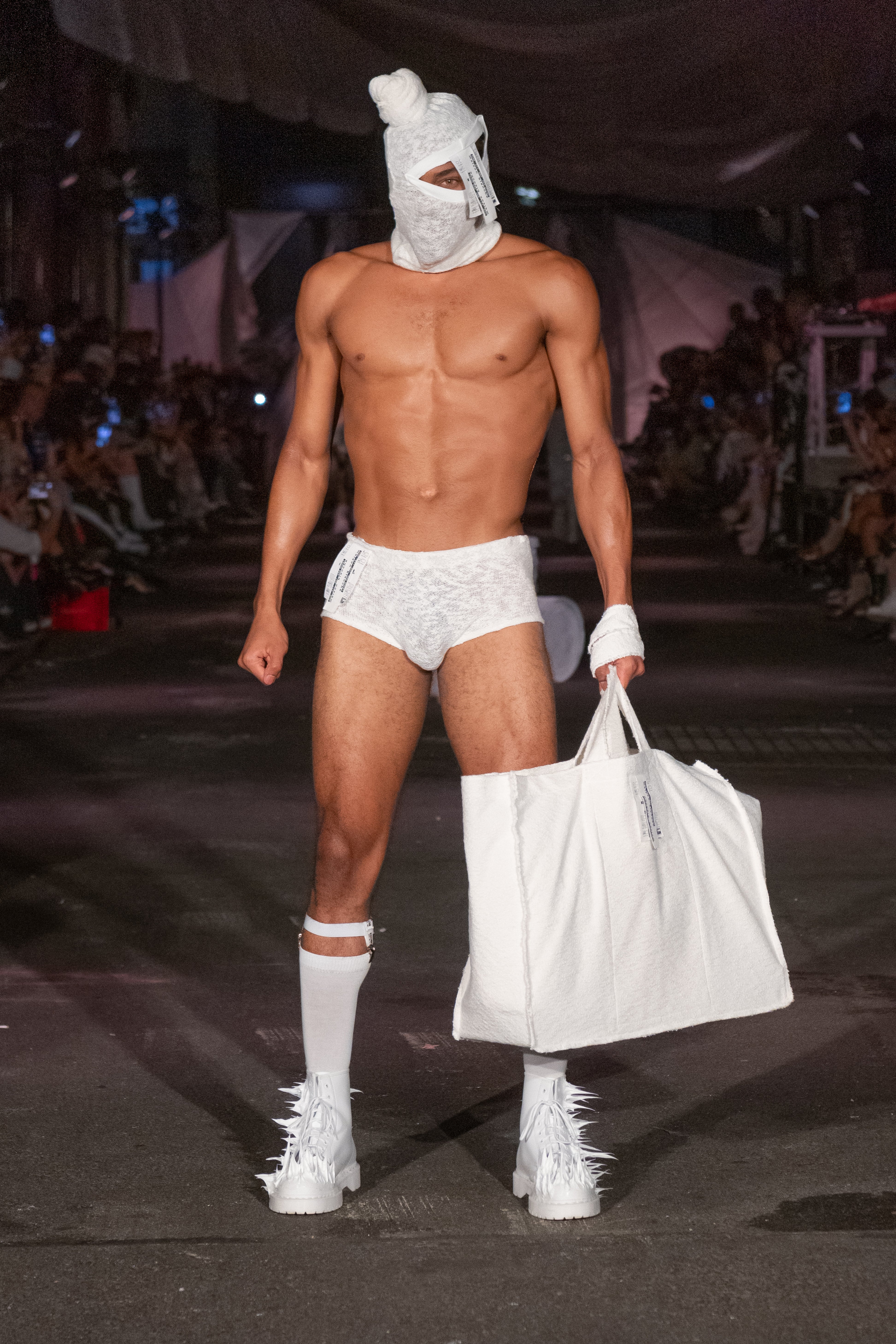 Maison Blanche by Yannik Zamboni NYFW SS23 9.14.22 - photo by Andrew Werner, Z72_3955.jpg__PID:cafc0705-a206-4828-982d-ef1cb11e89f1