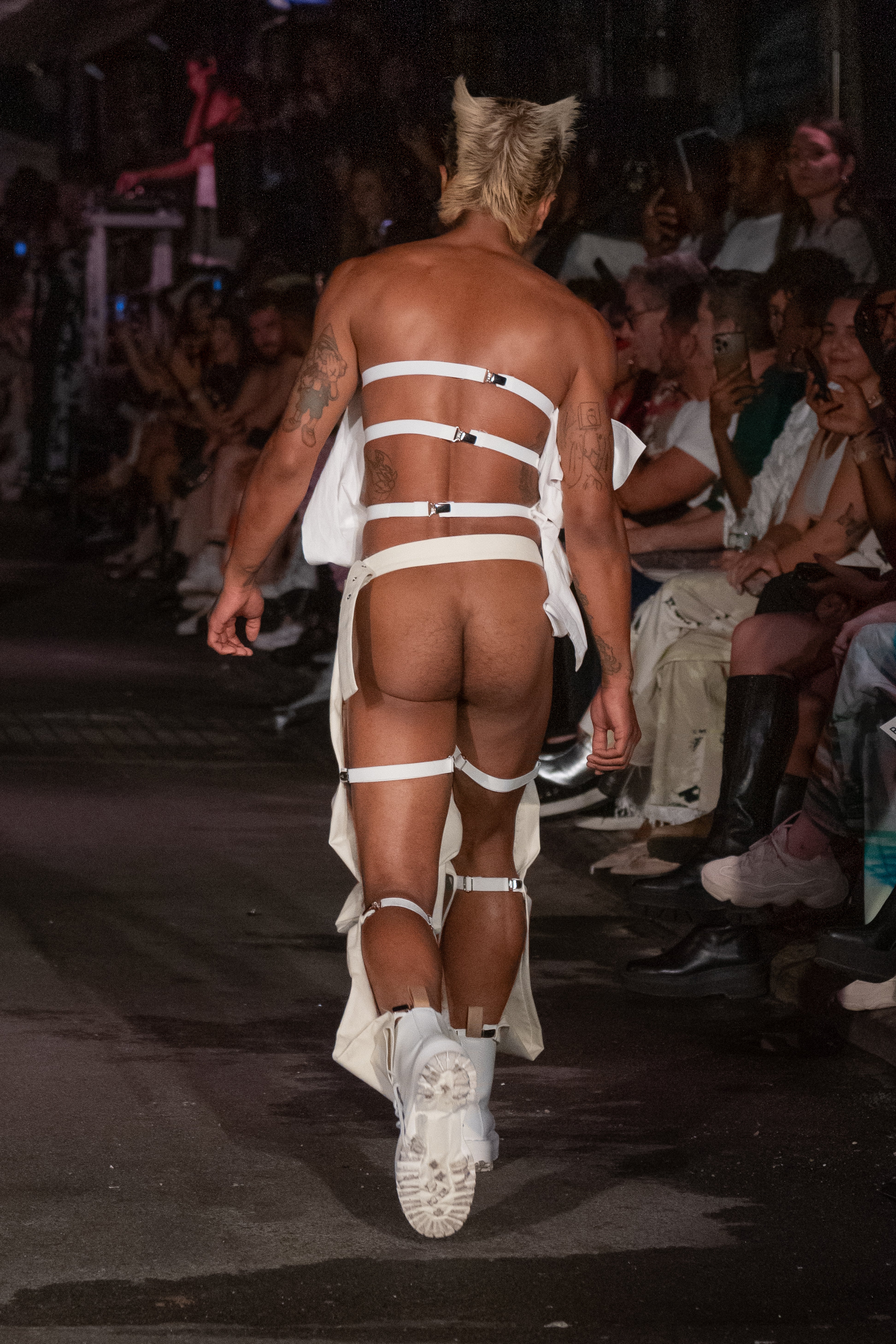 Maison Blanche by Yannik Zamboni NYFW SS23 9.14.22 - photo by Andrew Werner, Z72_3992.jpg__PID:05a20668-2898-4def-9cb1-1e89f122fb29