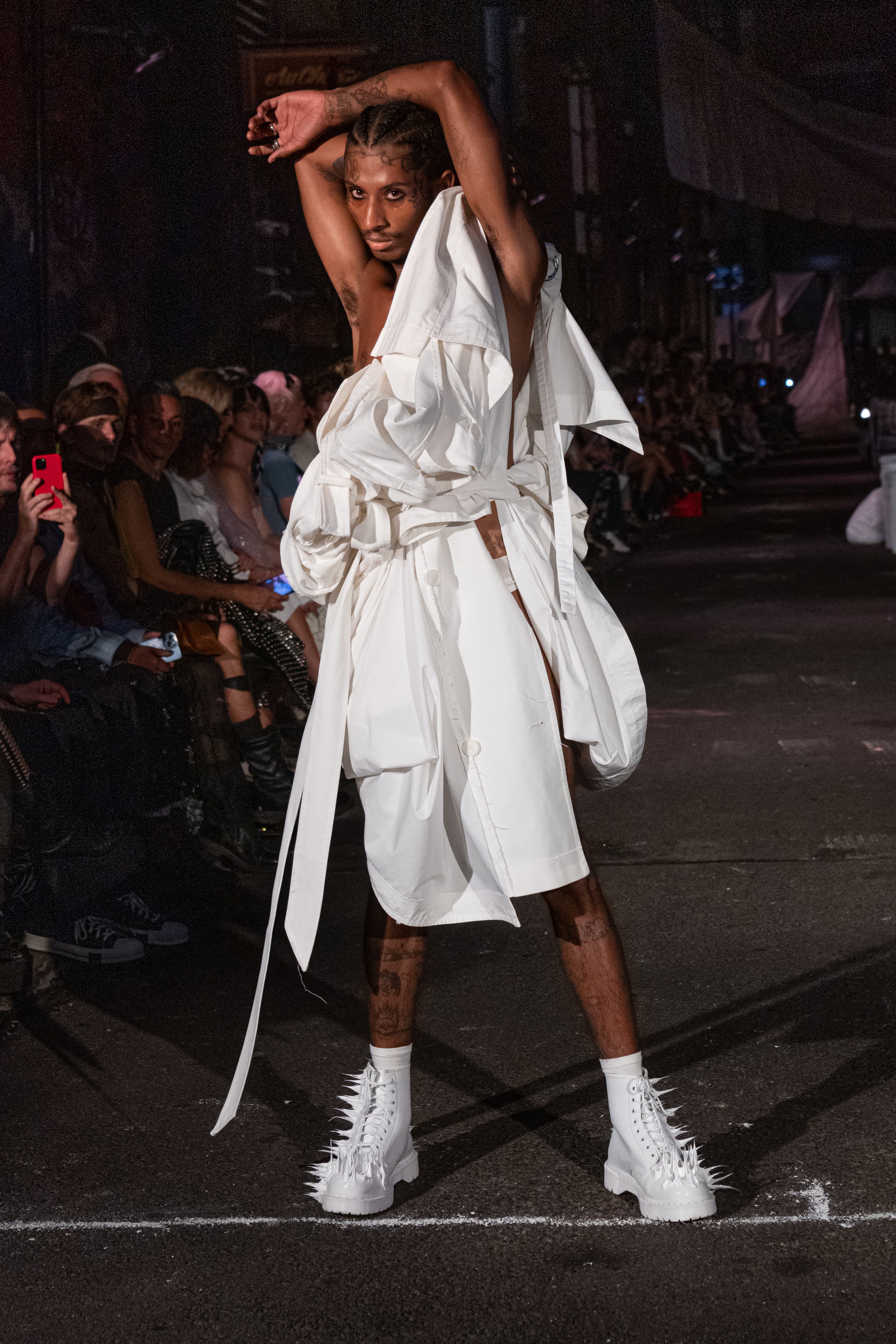 Maison Blanche by Yannik Zamboni NYFW SS23 9.14.22 - photo by Andrew Werner, Z72_4243.jpg__PID:f742cf0d-fd57-489b-b378-59b96a8966a3