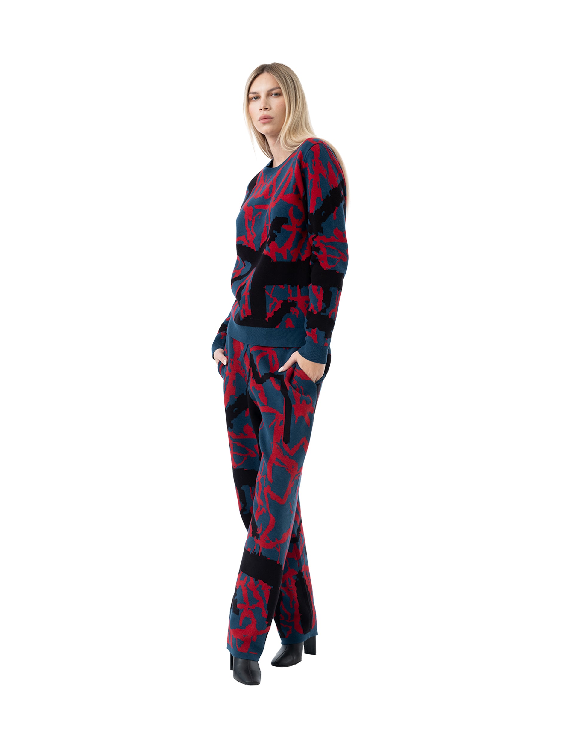 knit crewneck sweater abstract - navy/fire